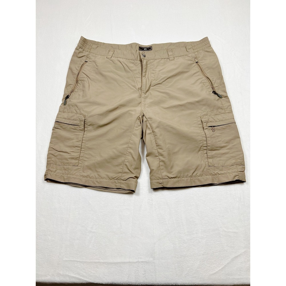 REI Womens Tan Hiking Cargo Shorts UPF 50+ Nylon Khaki Size 16